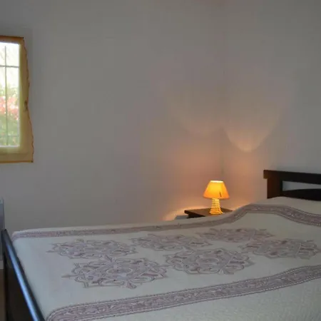 Maison Cosy Avec Mezzanine, Terrasse, Piscine Et Parking - Saint-cyprien - Fr-1-225d-558