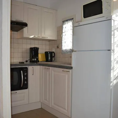 Maison Cosy Avec Mezzanine, Terrasse, Piscine Et Parking - Saint-cyprien - Fr-1-225d-558 * Saint-Cyprien (Pyrenees-Orientales)